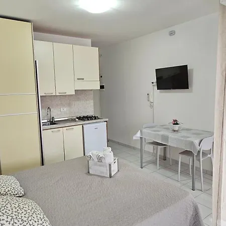Celeste 517 Apartman *